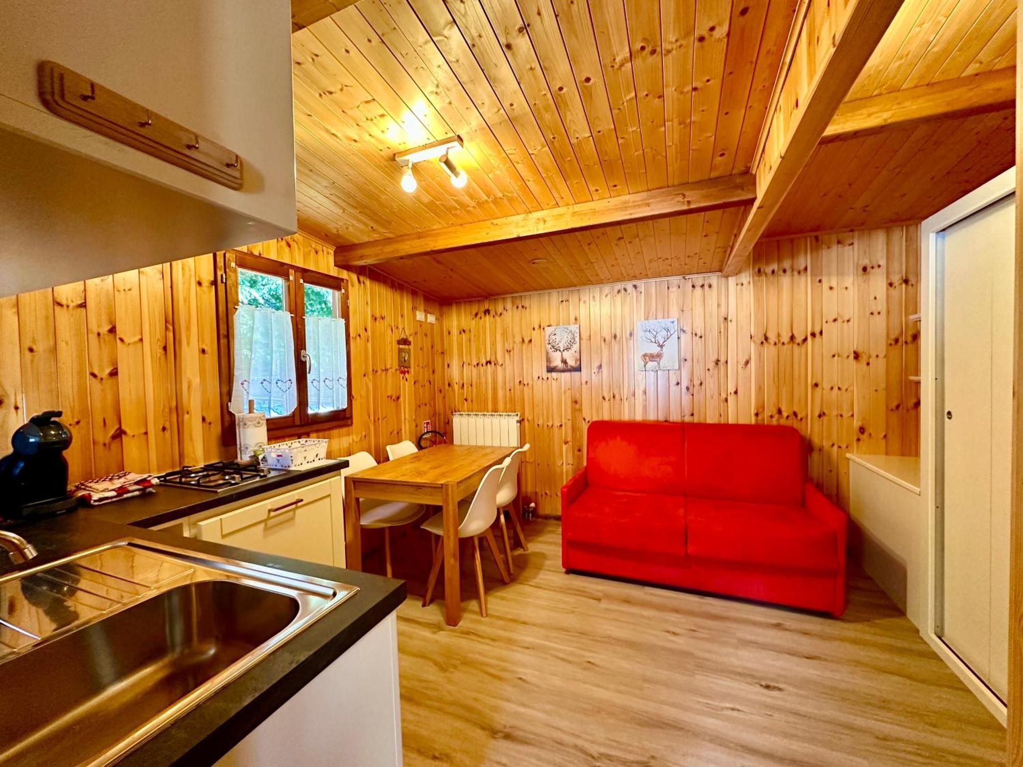 Bijoux Des Alpes - Mont Blanc Village La Salle Habitación foto