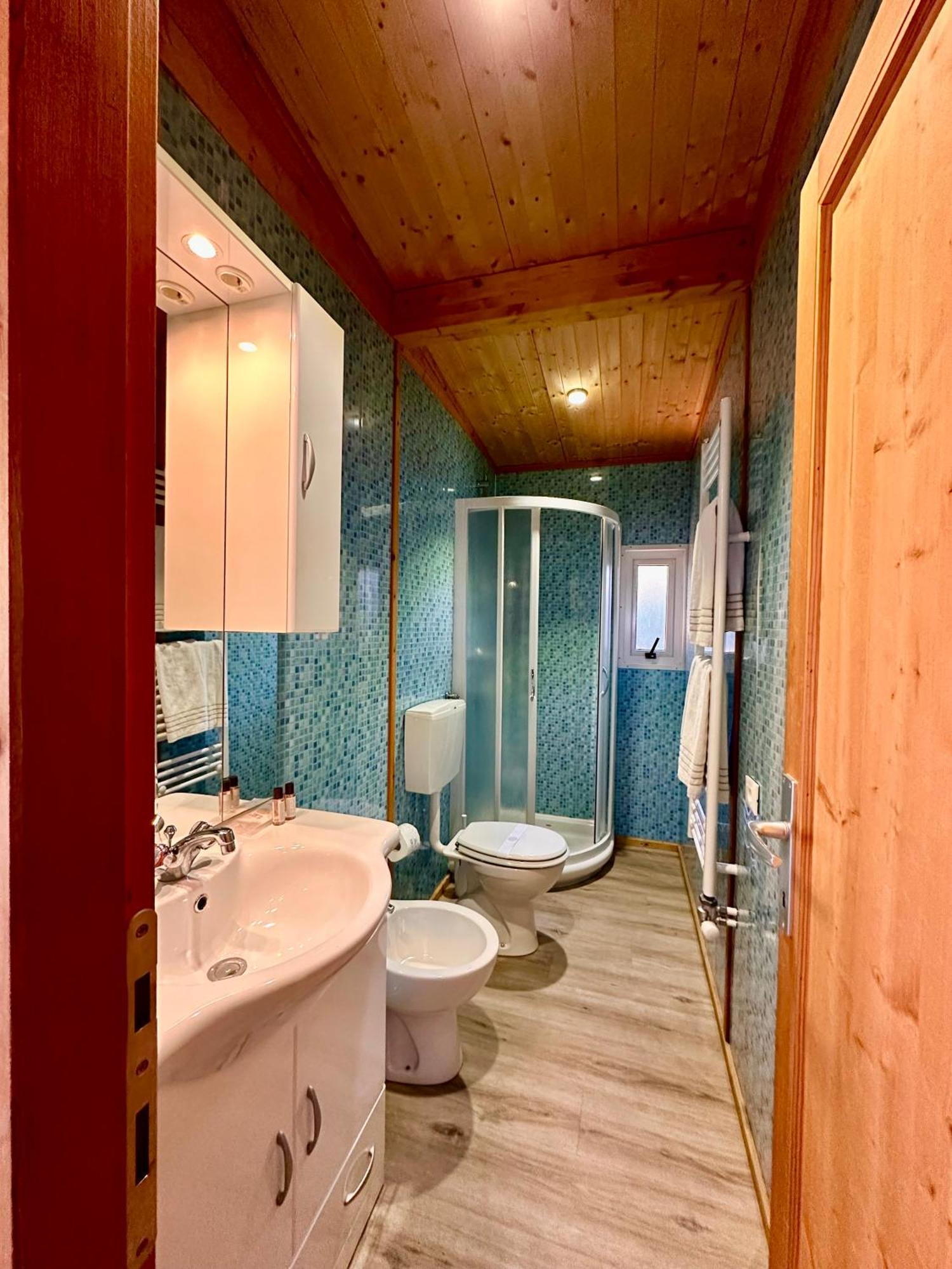 Bijoux Des Alpes - Mont Blanc Village La Salle Habitación foto