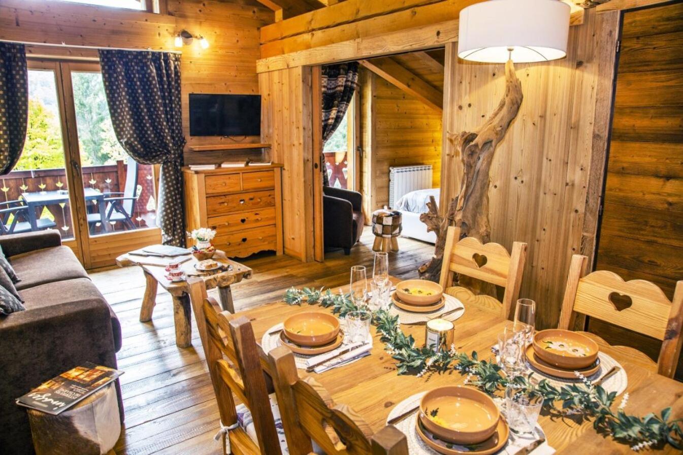 Bijoux Des Alpes - Mont Blanc Village La Salle Habitación foto