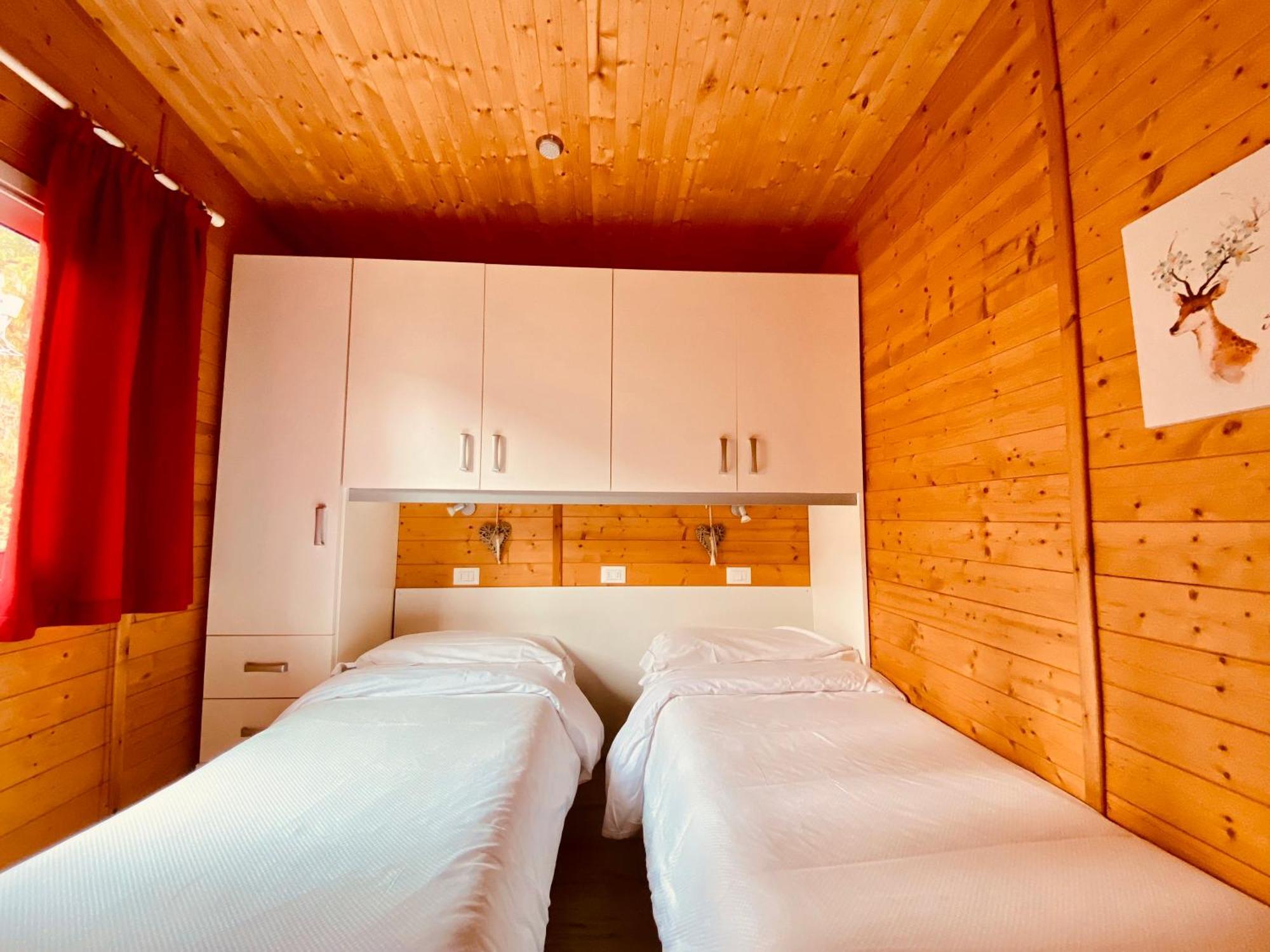 Bijoux Des Alpes - Mont Blanc Village La Salle Habitación foto